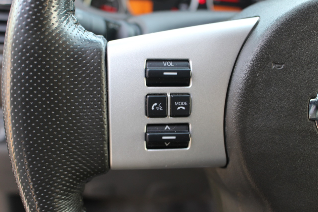 Nissan Pathfinder S 4WD 2010