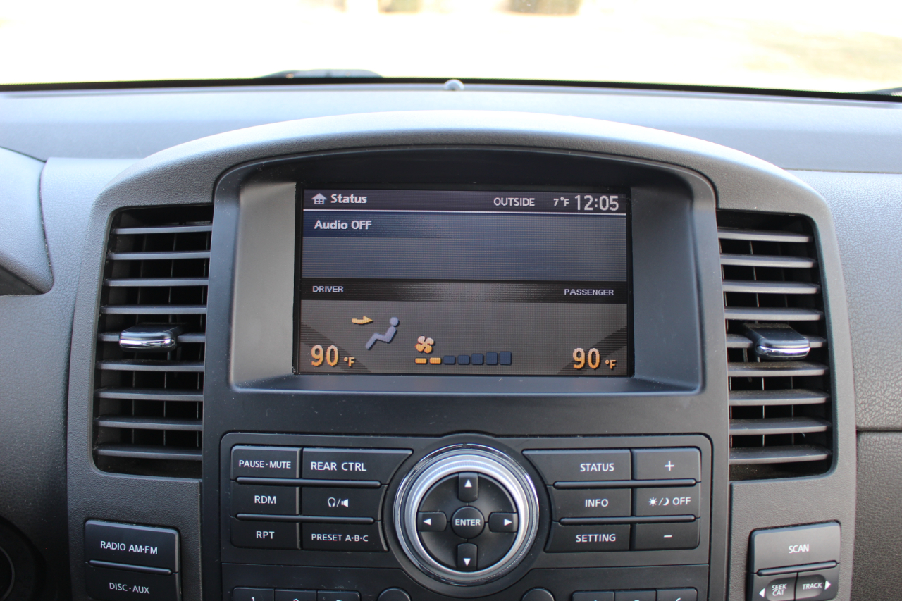 Nissan Pathfinder S 4WD 2010