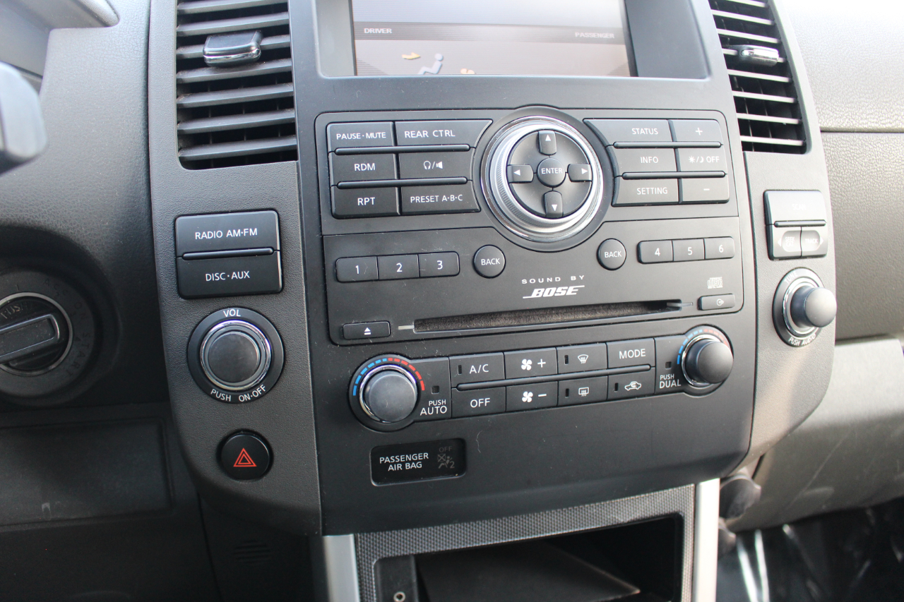 Nissan Pathfinder S 4WD 2010