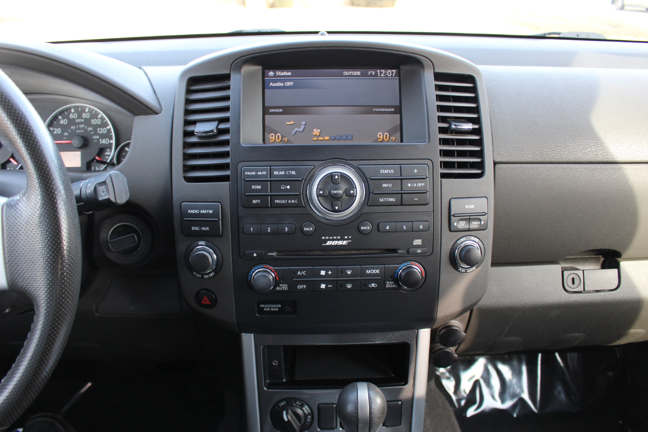 Nissan Pathfinder S 4WD 2010