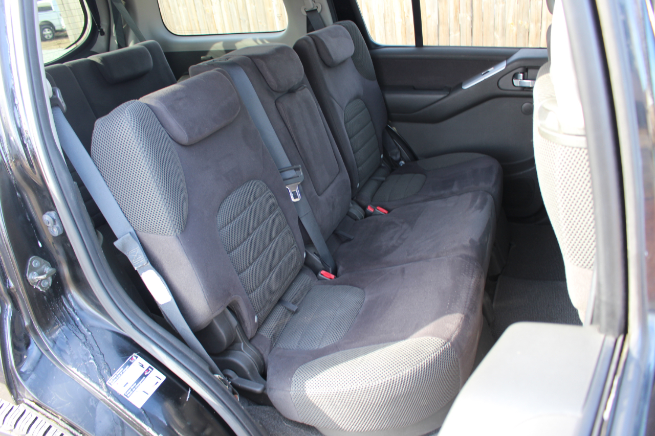 Nissan Pathfinder S 4WD 2010