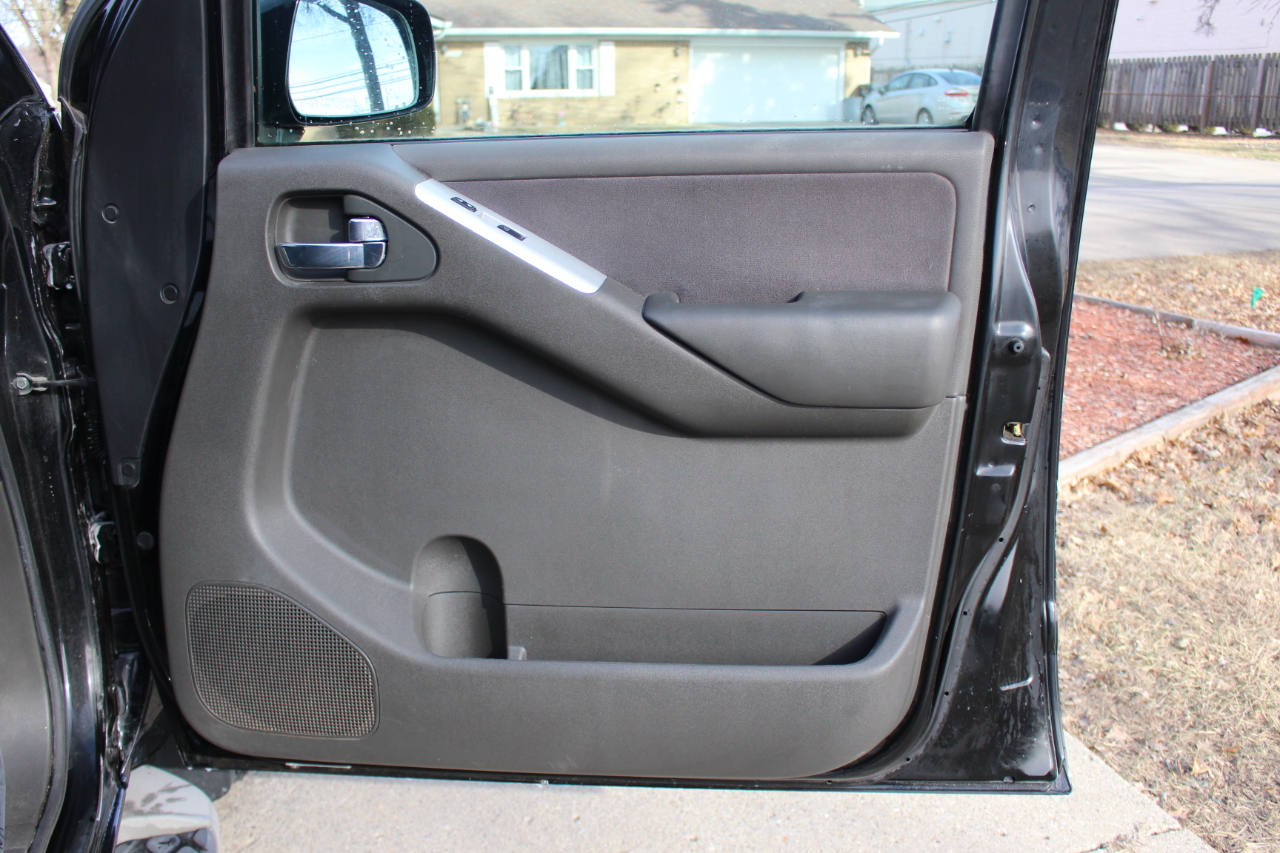 Nissan Pathfinder S 4WD 2010