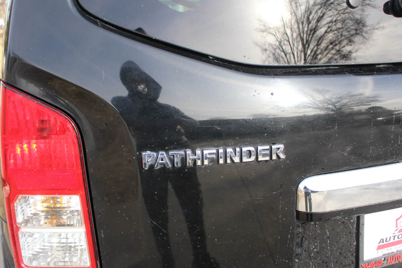 Nissan Pathfinder S 4WD 2010