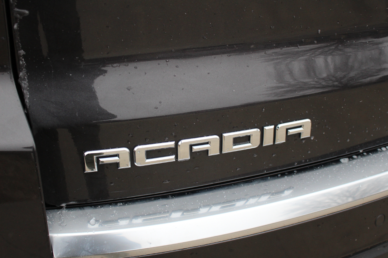 GMC Acadia SLE-2 FWD 2015