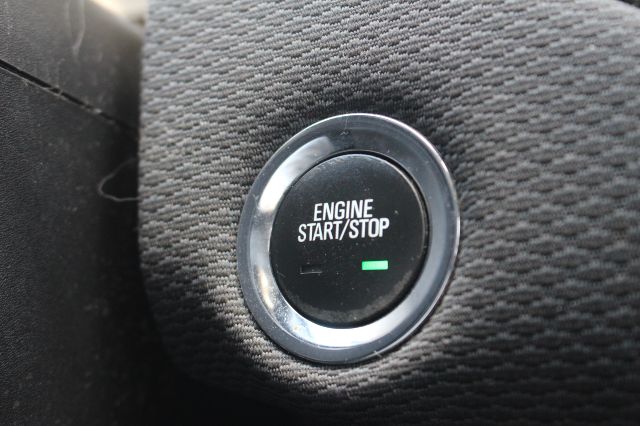 Chevrolet Cruze LT Auto Hatchback 2017