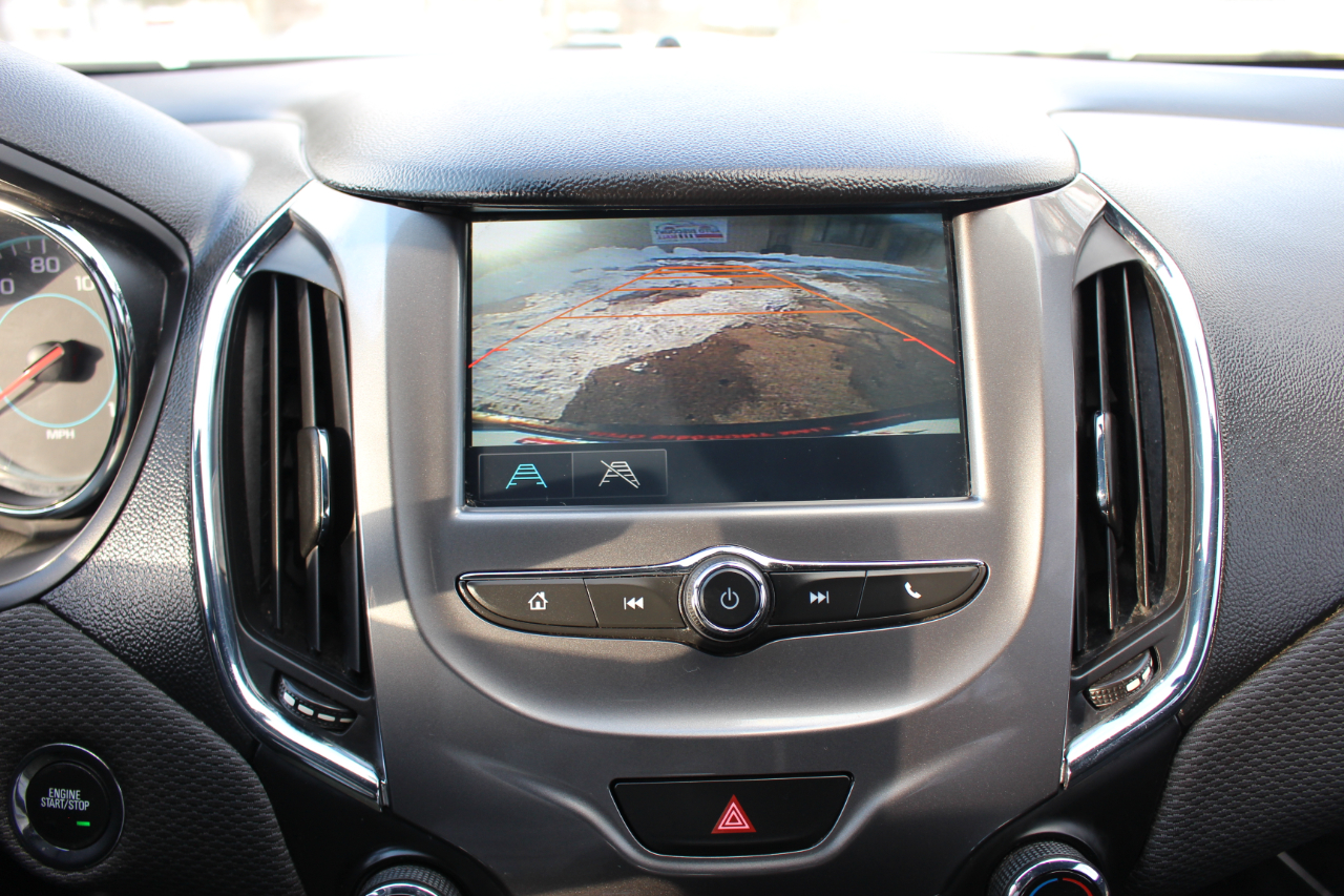 Chevrolet Cruze LT Auto Hatchback 2017