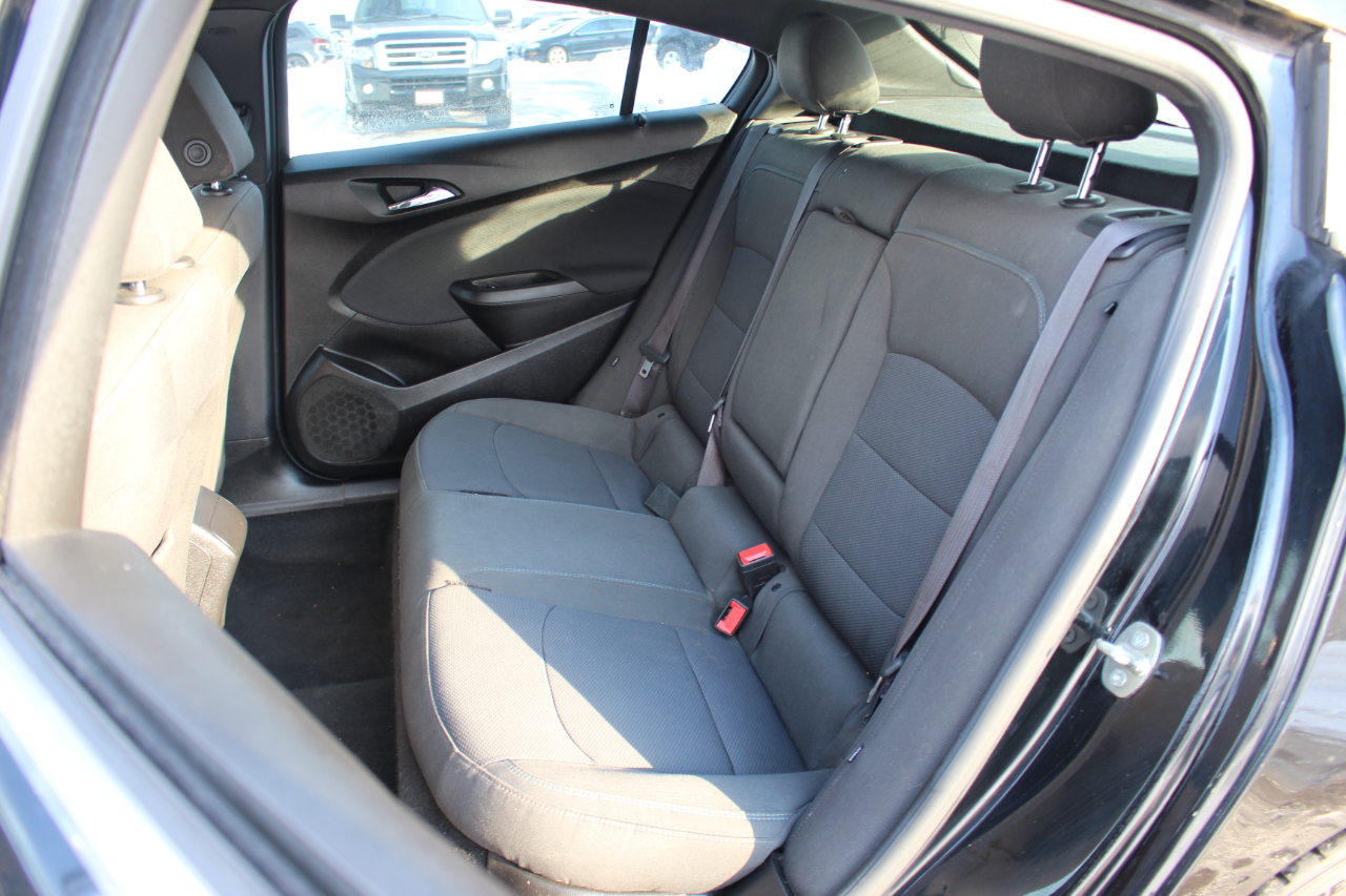 Chevrolet Cruze LT Auto Hatchback 2017