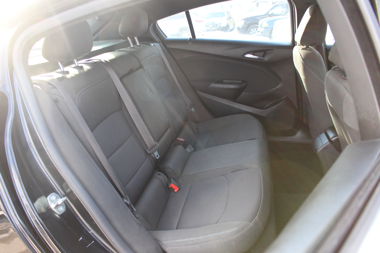 Chevrolet Cruze LT Auto Hatchback 2017