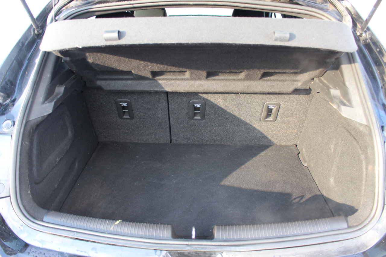 Chevrolet Cruze LT Auto Hatchback 2017