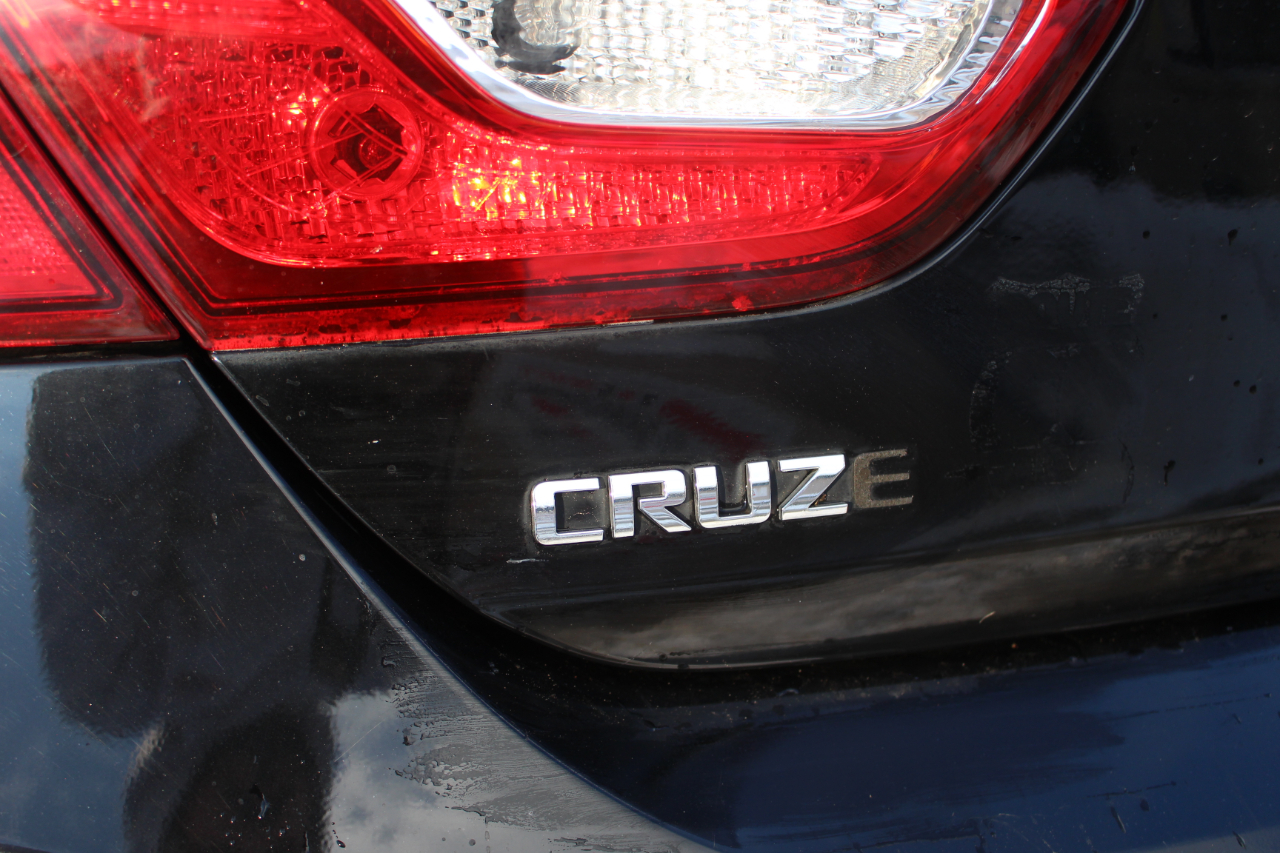 Chevrolet Cruze LT Auto Hatchback 2017