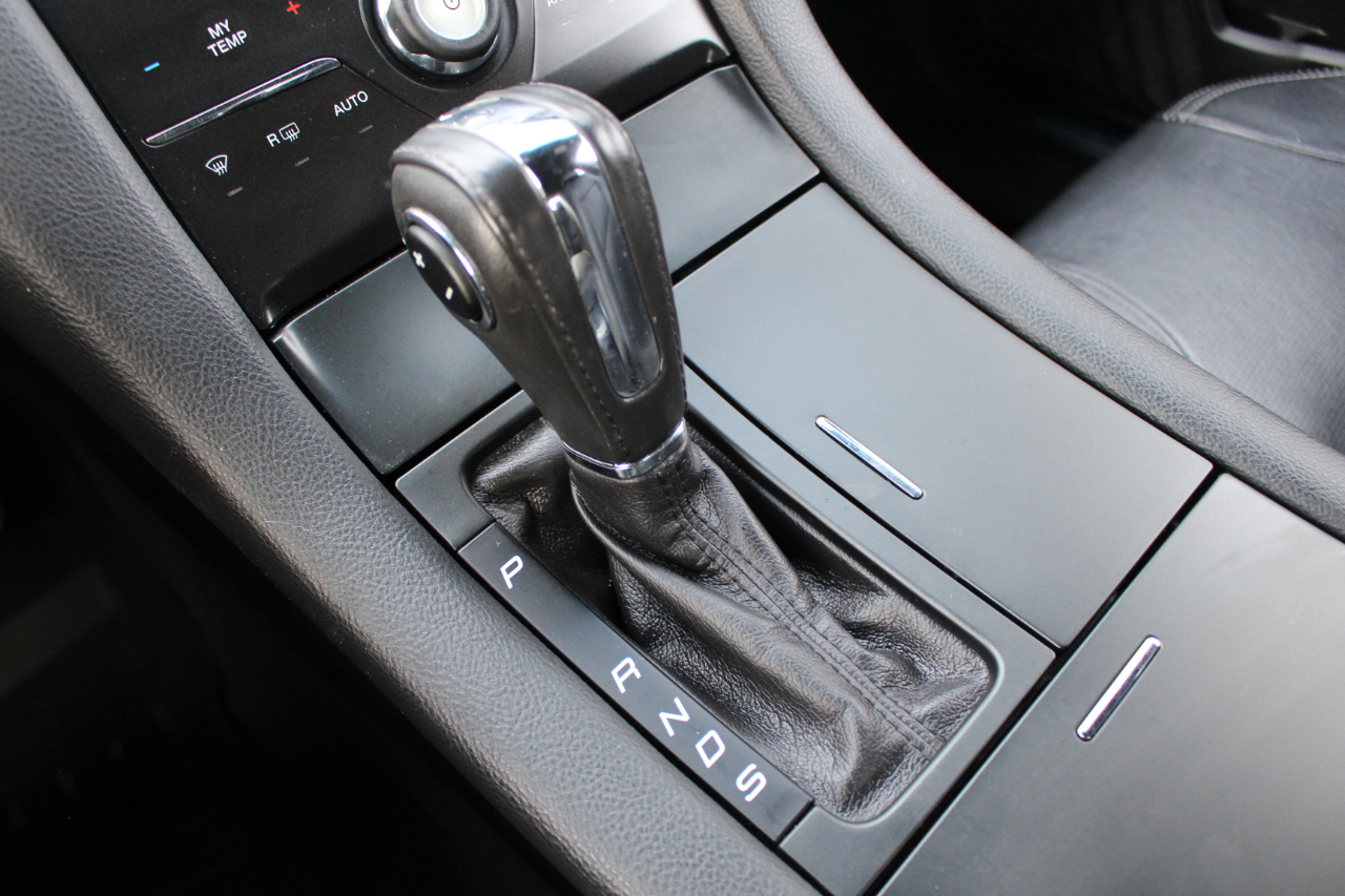 Ford Taurus Limited FWD 2014