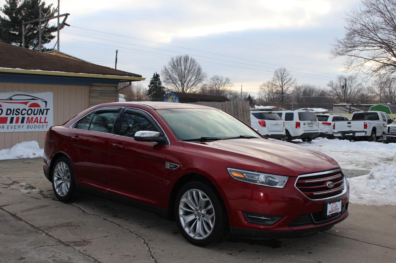 Ford Taurus Limited FWD 2014