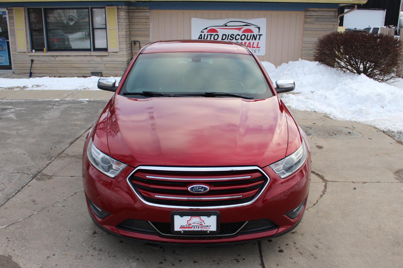 Ford Taurus Limited FWD 2014