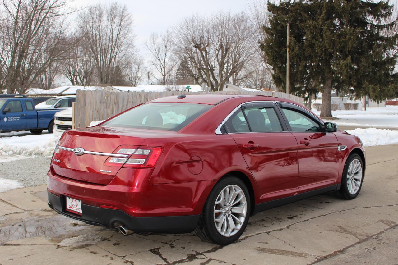 Ford Taurus Limited FWD 2014