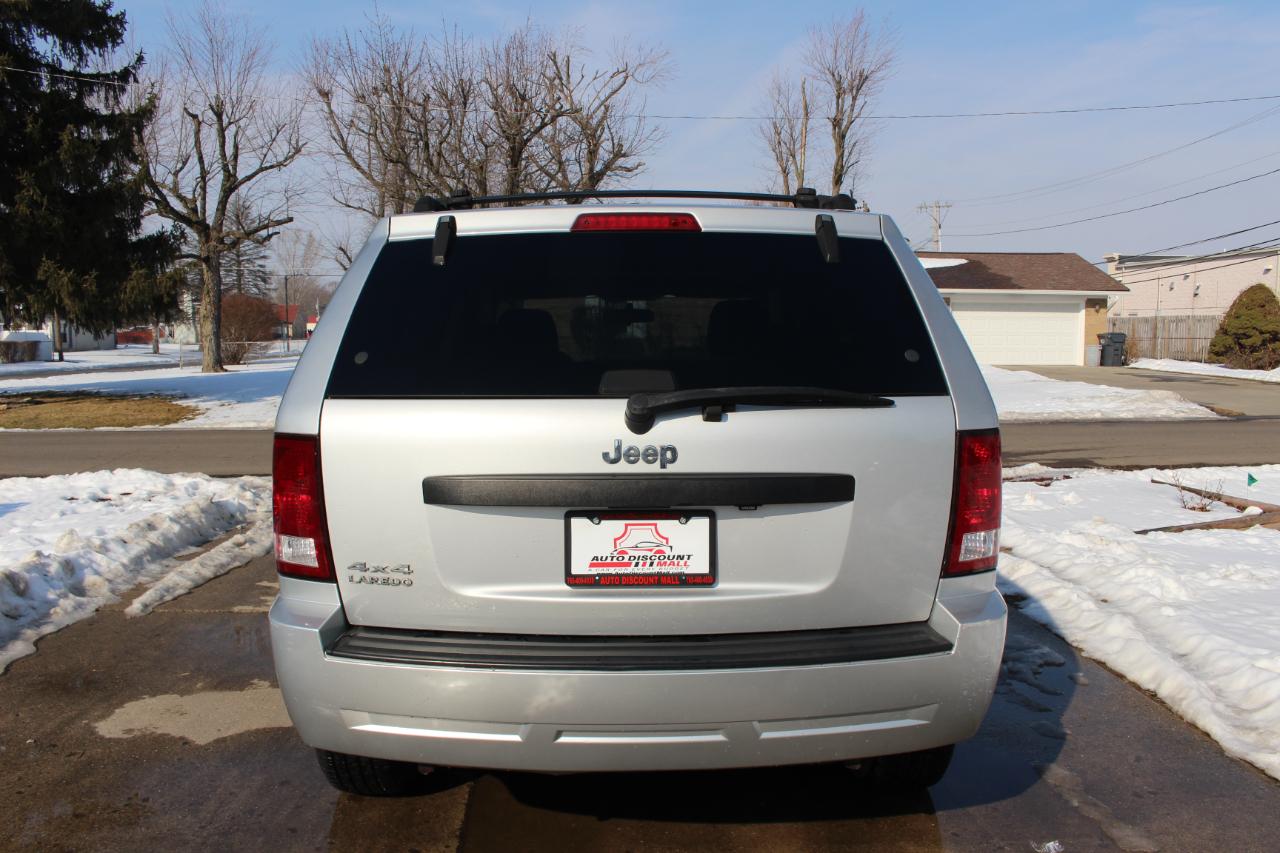 Jeep Grand Cherokee Laredo 4WD 2009