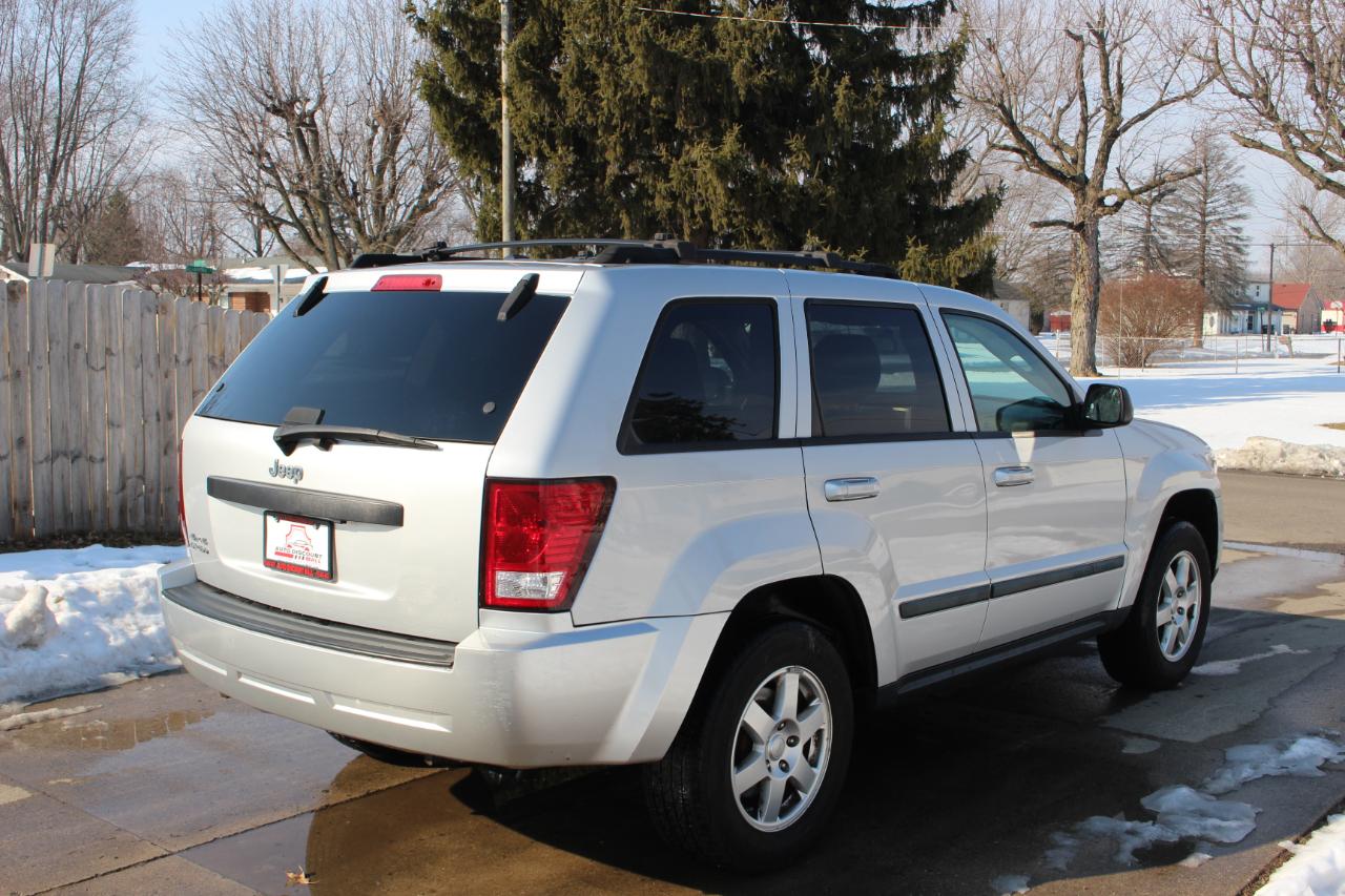 Jeep Grand Cherokee Laredo 4WD 2009