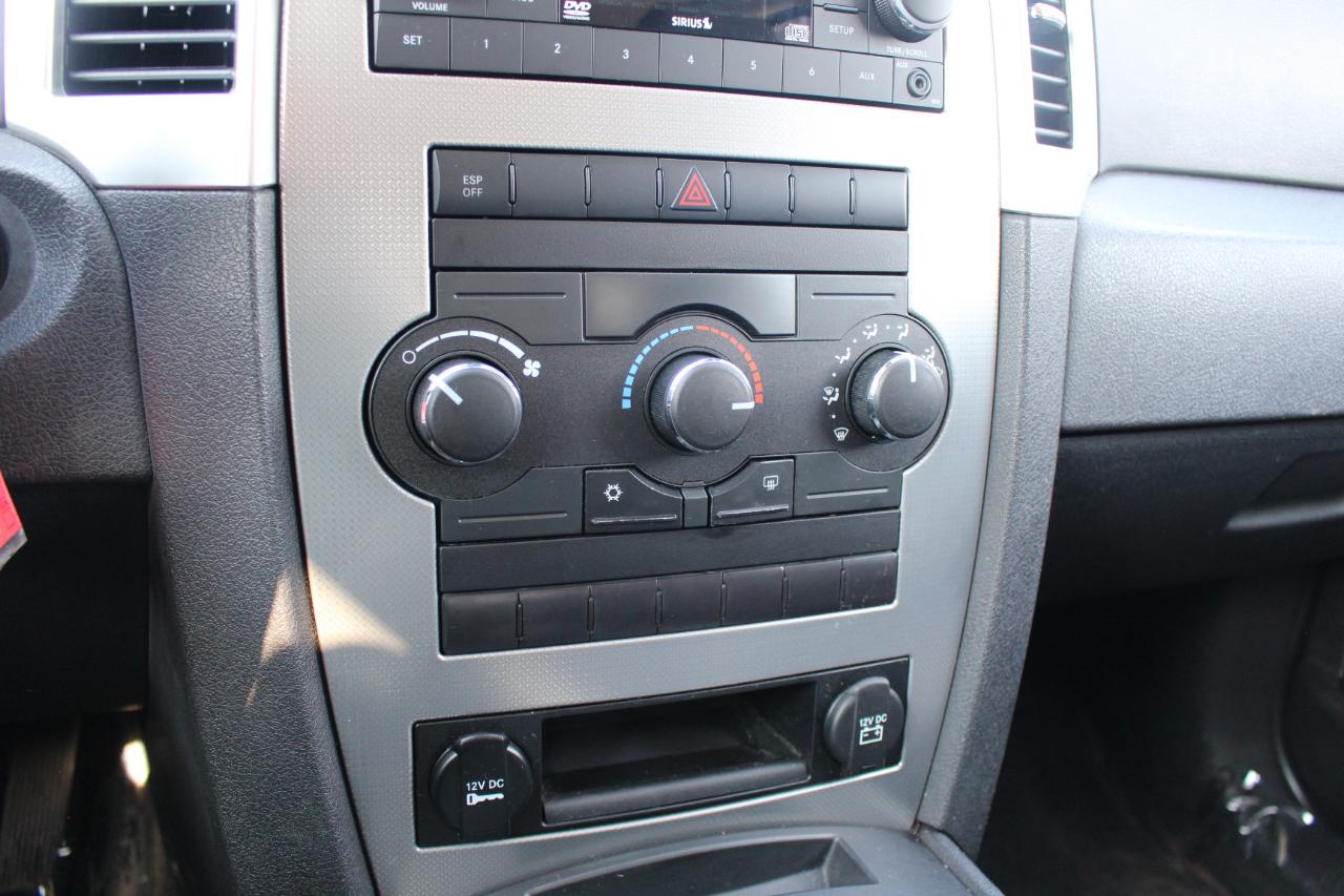 Jeep Grand Cherokee Laredo 4WD 2009