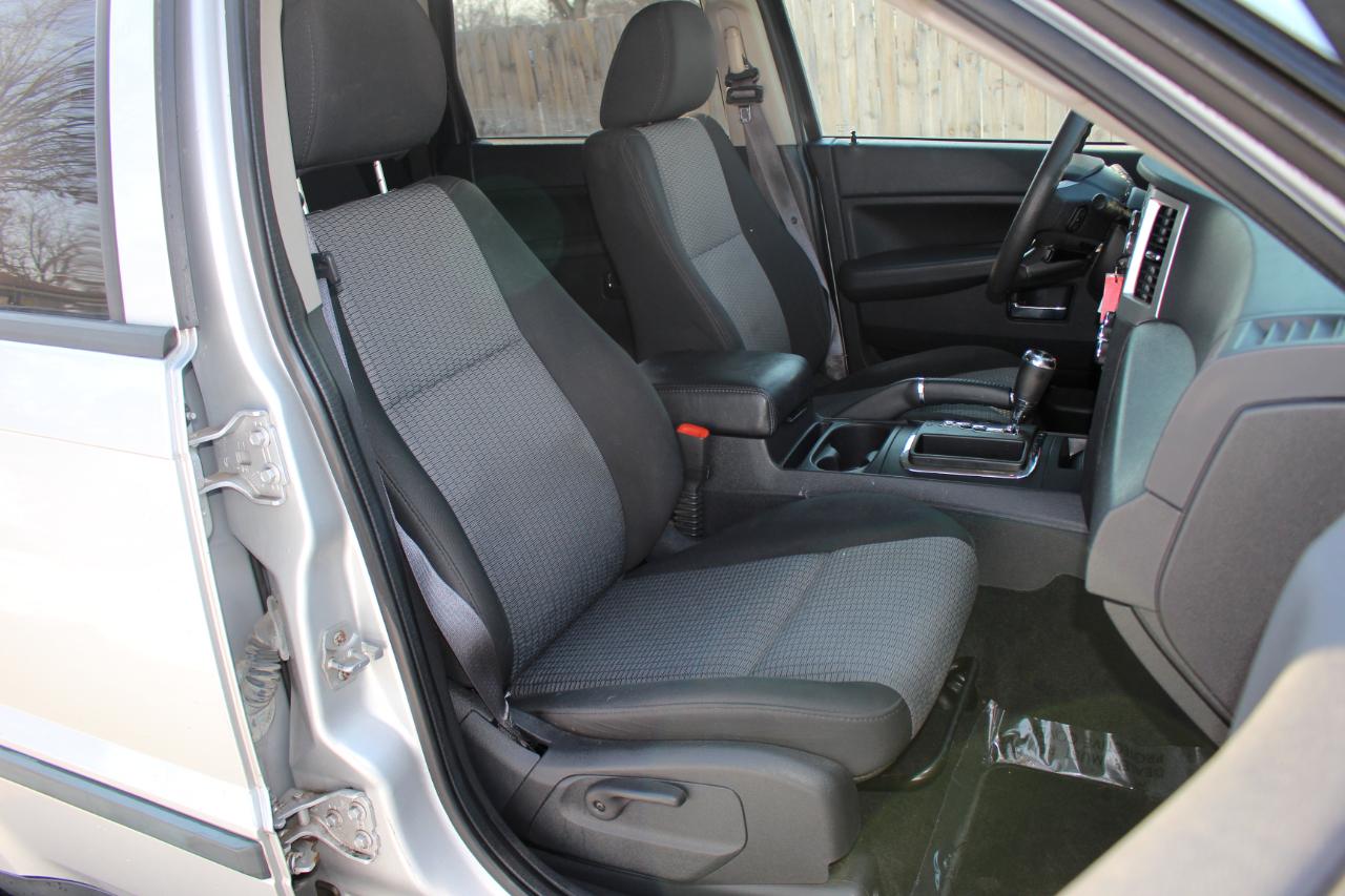 Jeep Grand Cherokee Laredo 4WD 2009