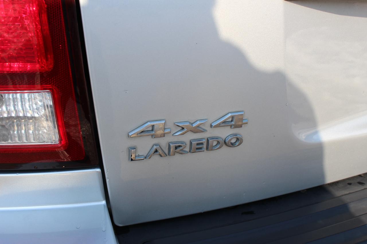 Jeep Grand Cherokee Laredo 4WD 2009