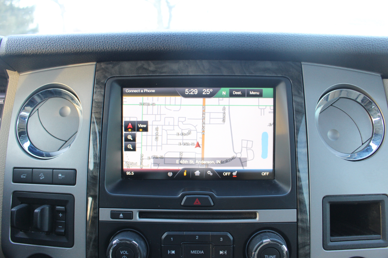 Ford Expedition Limited 4WD 2015