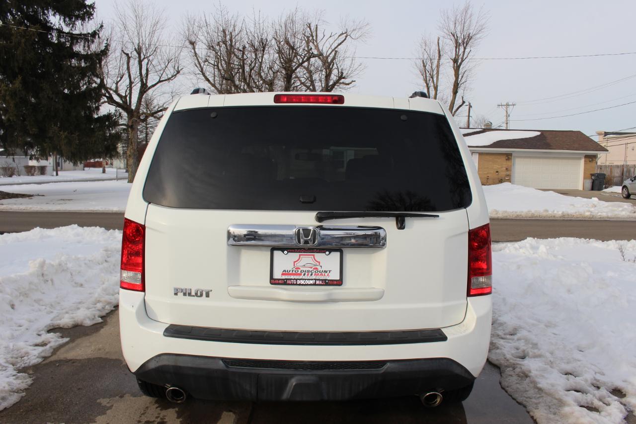 Honda Pilot EX-L 2WD 5-Spd AT with Navigation 2015