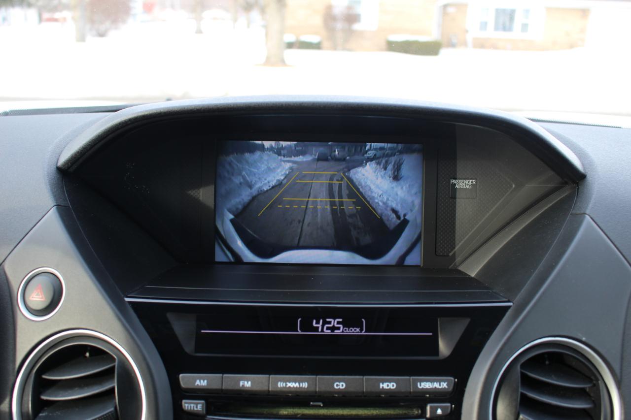 Honda Pilot EX-L 2WD 5-Spd AT with Navigation 2015