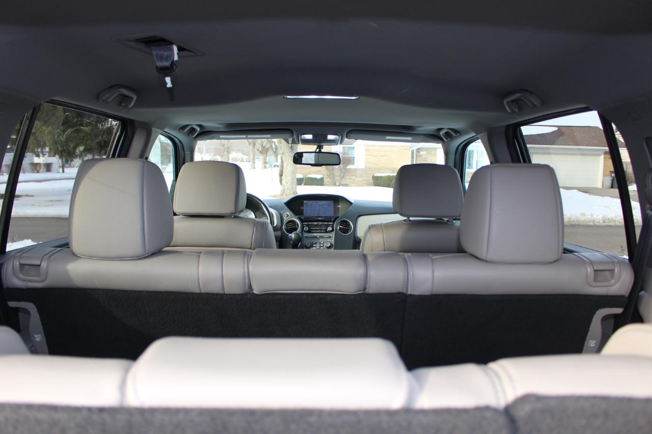 Honda Pilot EX-L 2WD 5-Spd AT with Navigation 2015