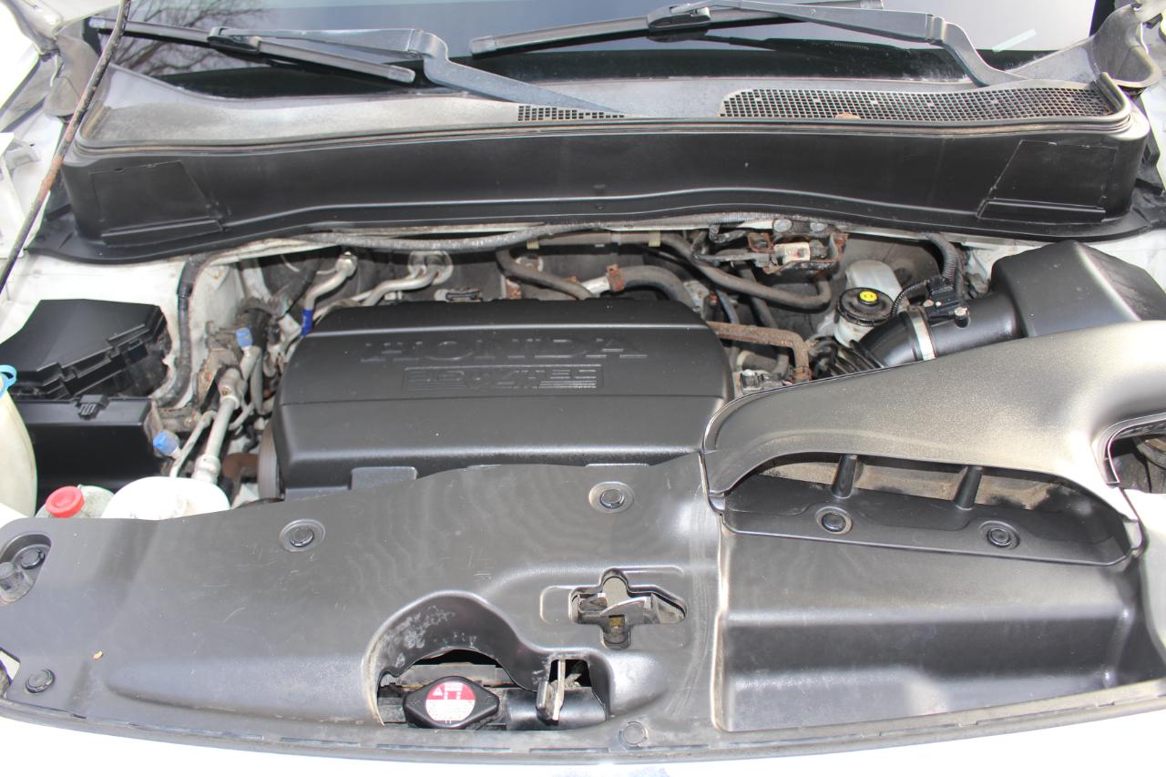 Honda Pilot EX-L 2WD 5-Spd AT with Navigation 2015