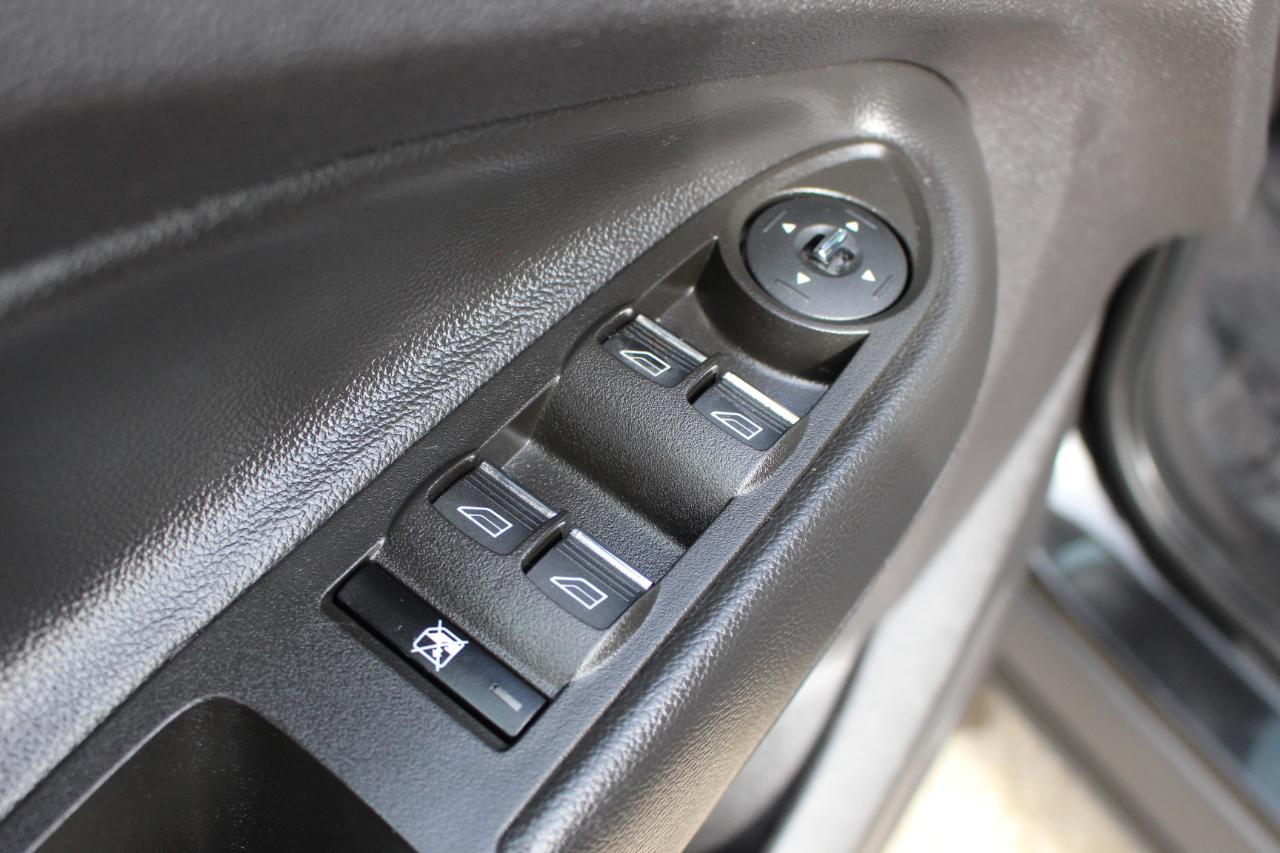 Ford Escape Titanium FWD 2014