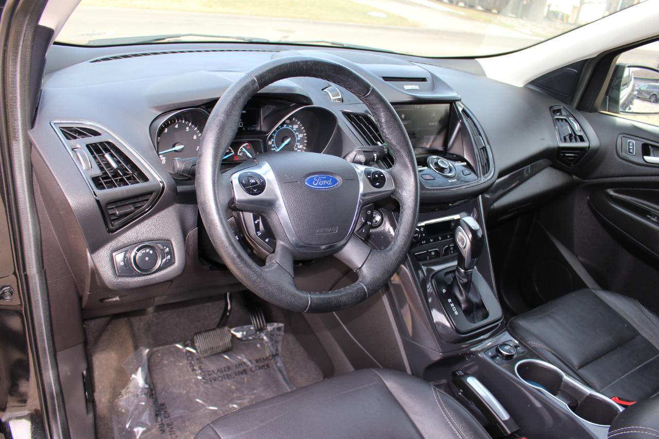 Ford Escape Titanium FWD 2014