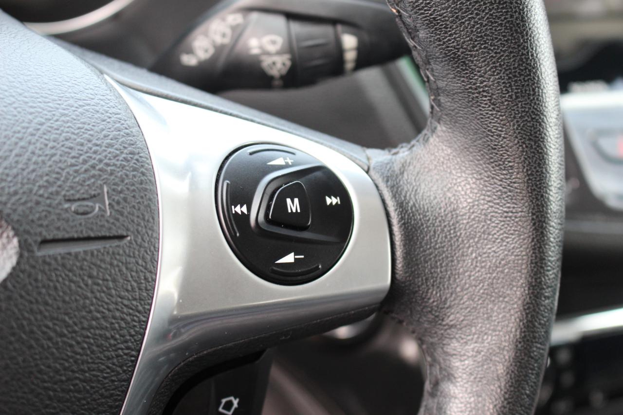 Ford Escape Titanium FWD 2014