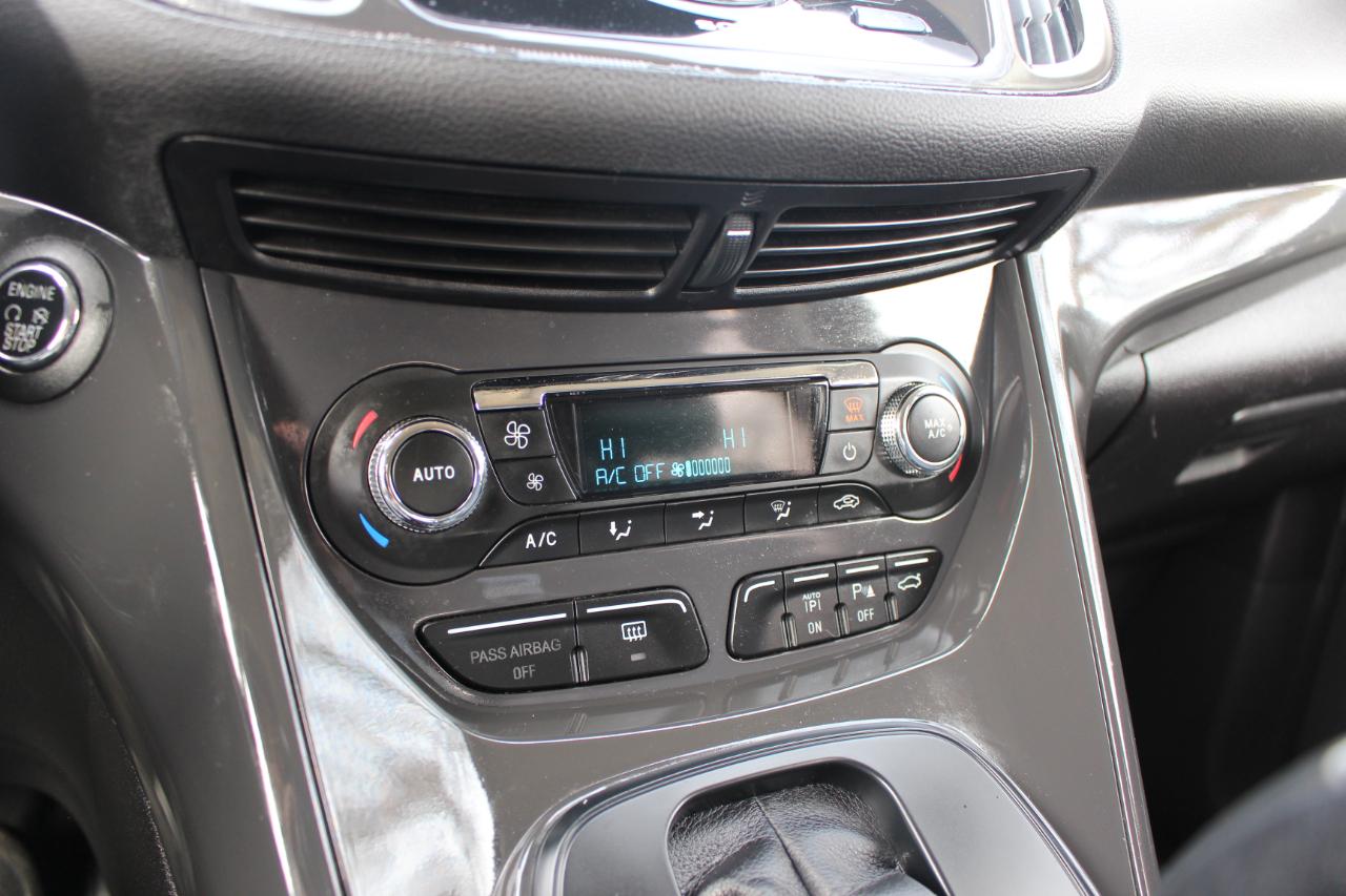 Ford Escape Titanium FWD 2014