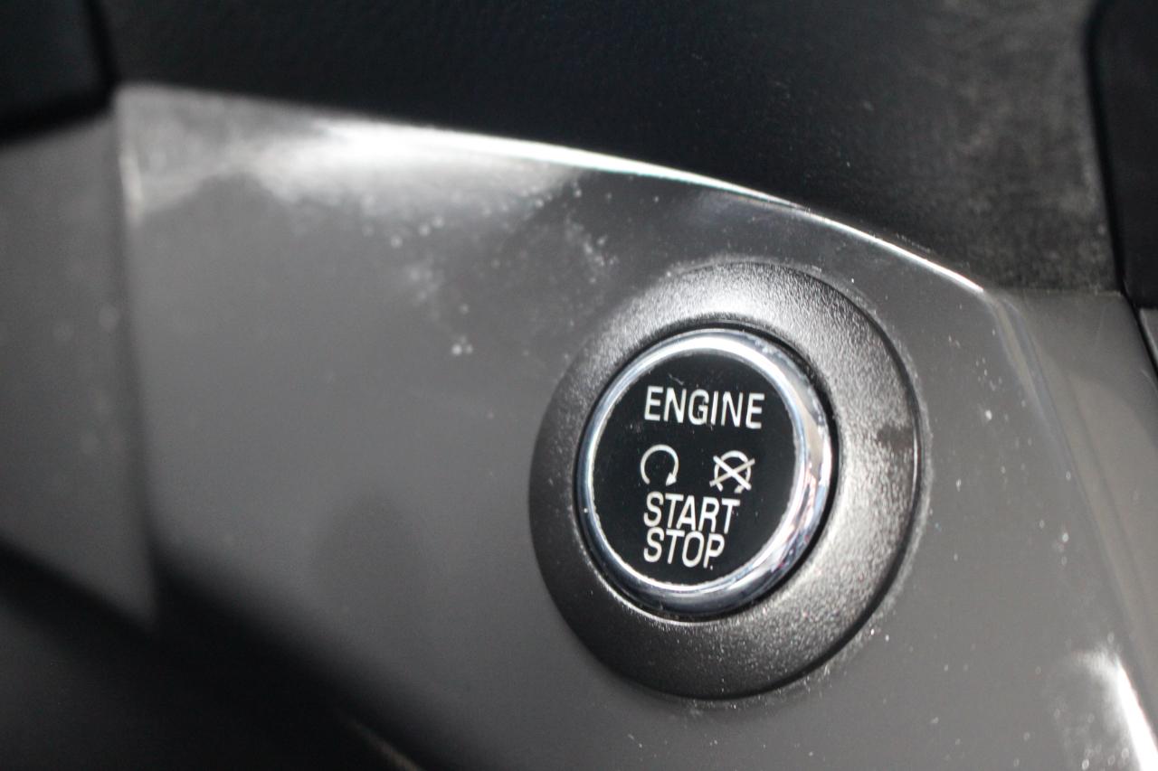 Ford Escape Titanium FWD 2014