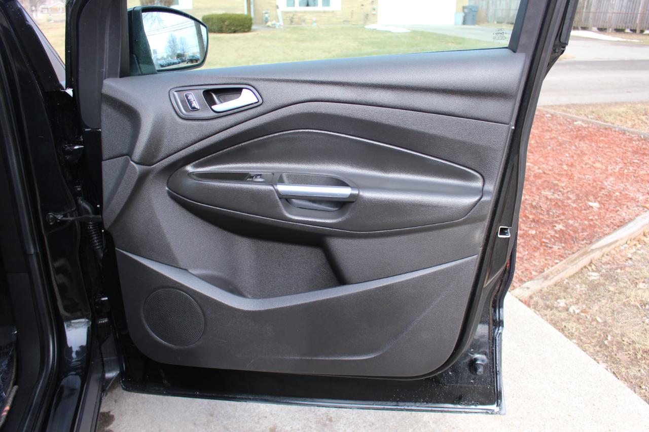 Ford Escape Titanium FWD 2014