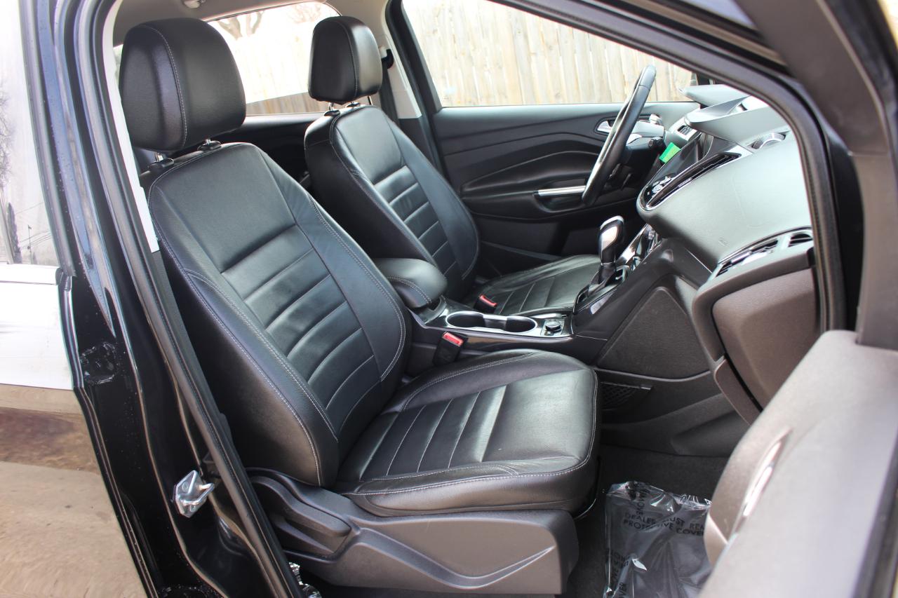 Ford Escape Titanium FWD 2014