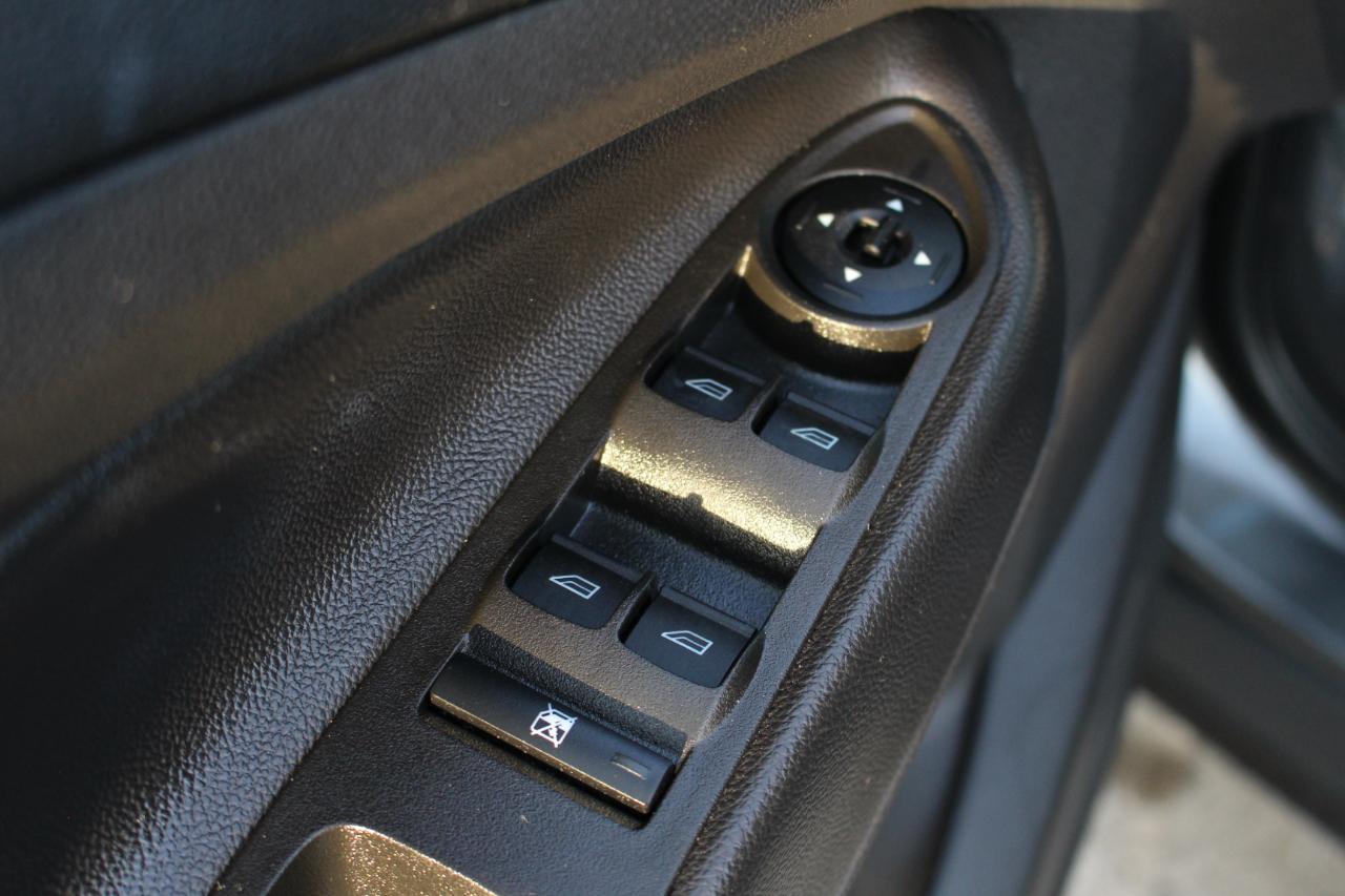 Ford Escape SE FWD 2016