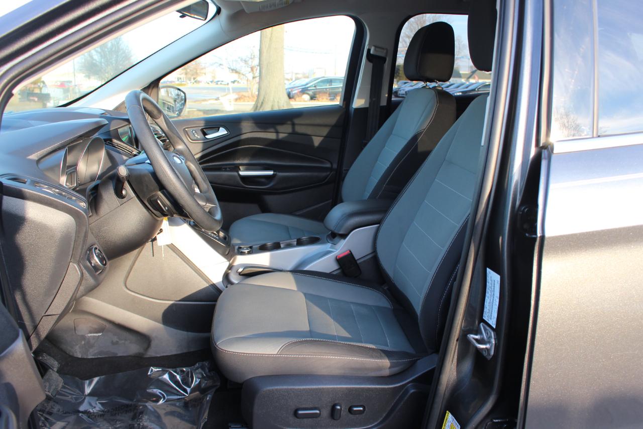 Ford Escape SE FWD 2016