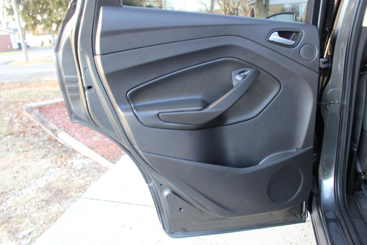 Ford Escape SE FWD 2016