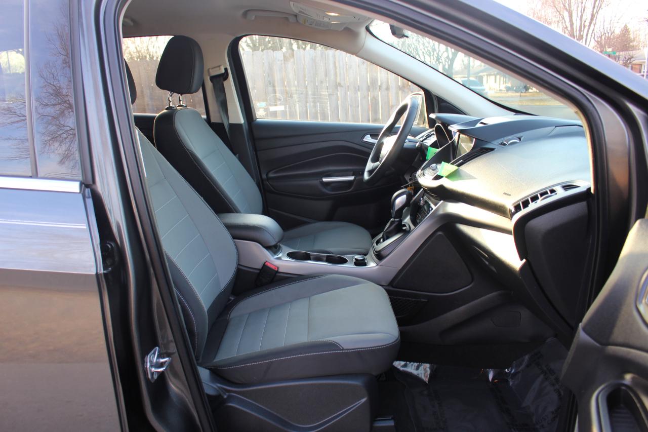 Ford Escape SE FWD 2016