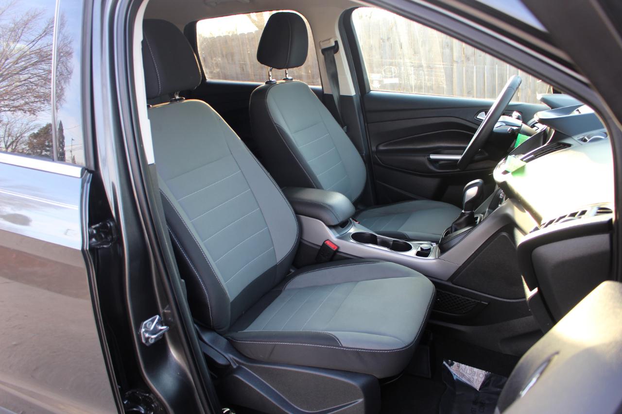 Ford Escape SE FWD 2016