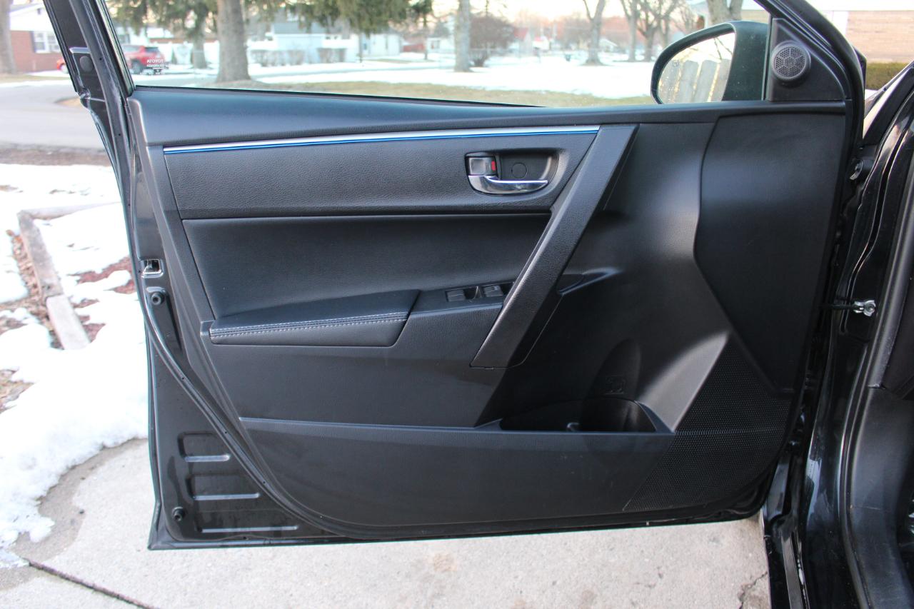 Toyota Corolla S Plus 4D Sedan 2015