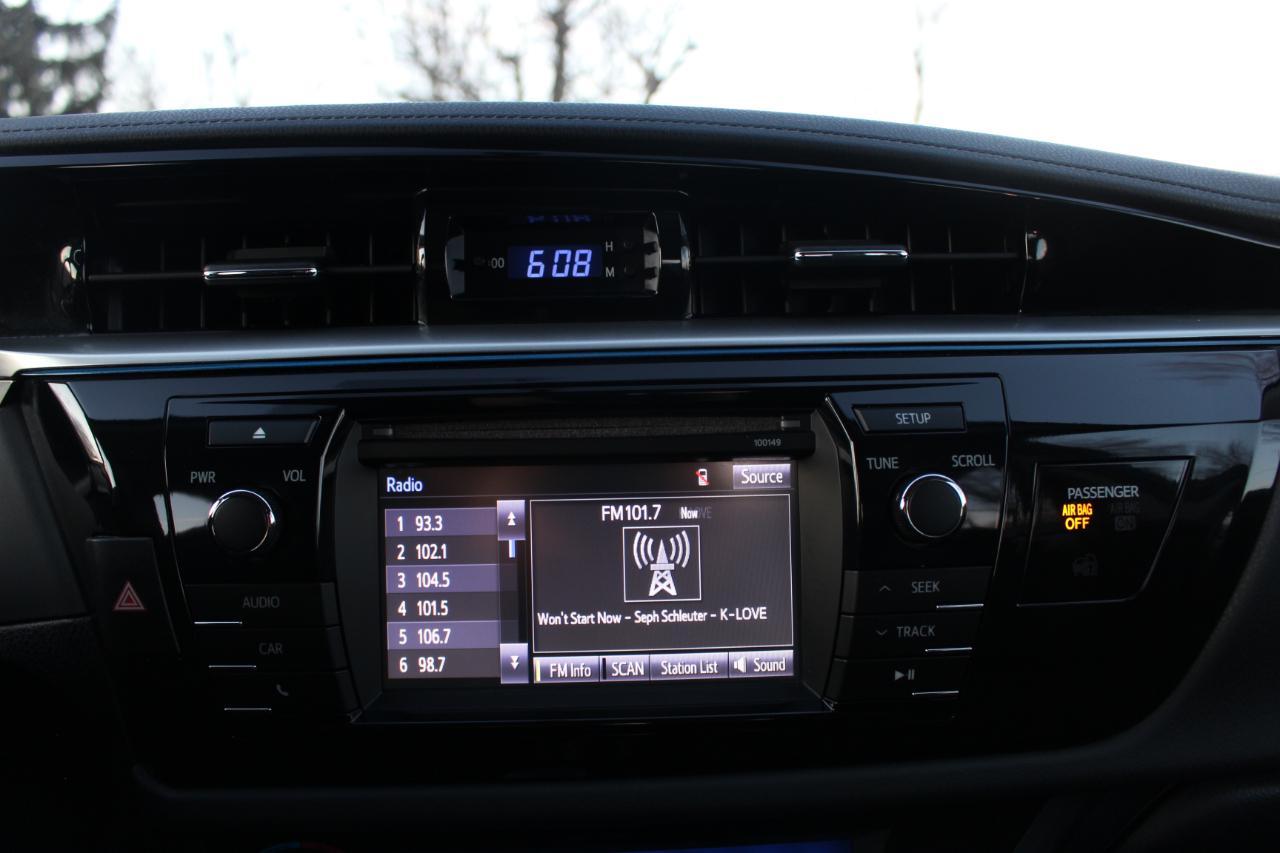 Toyota Corolla S Plus 4D Sedan 2015