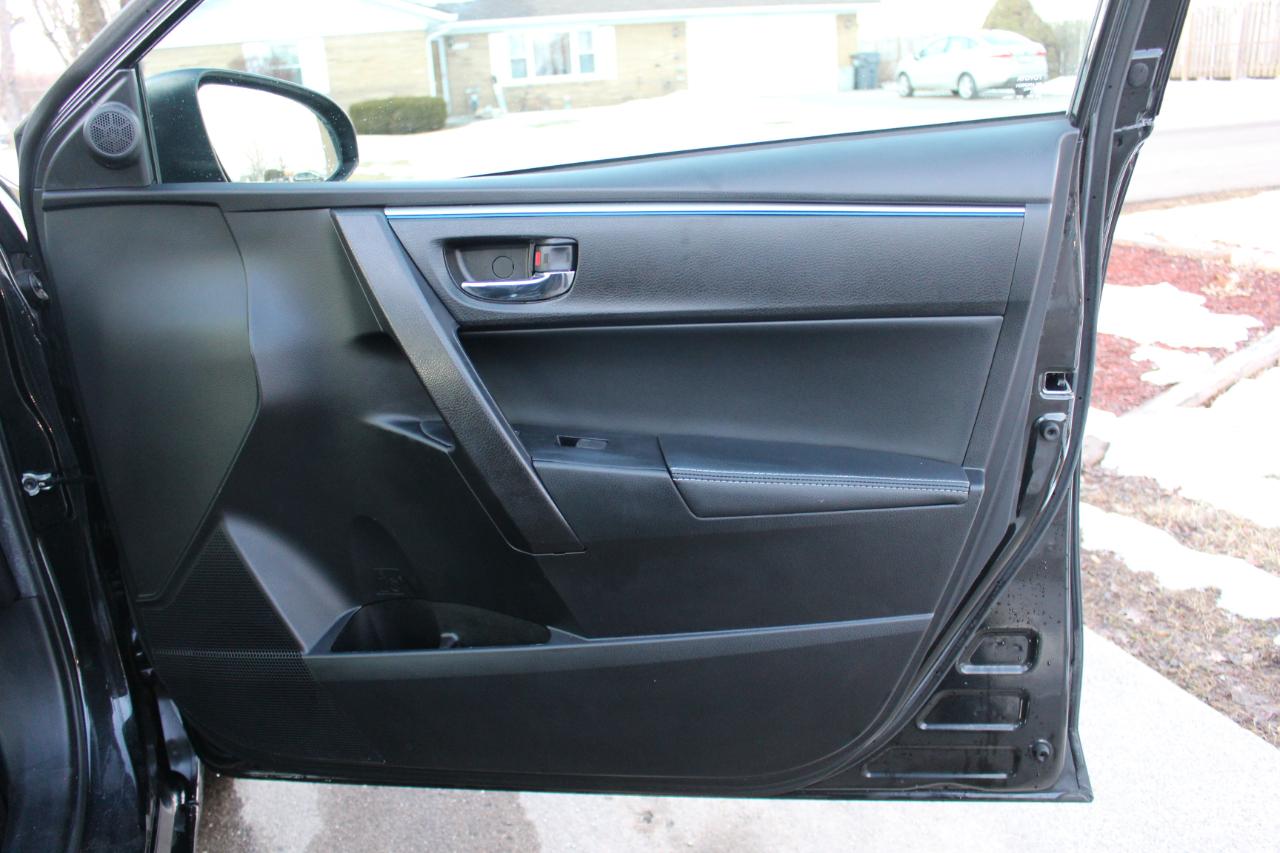 Toyota Corolla S Plus 4D Sedan 2015