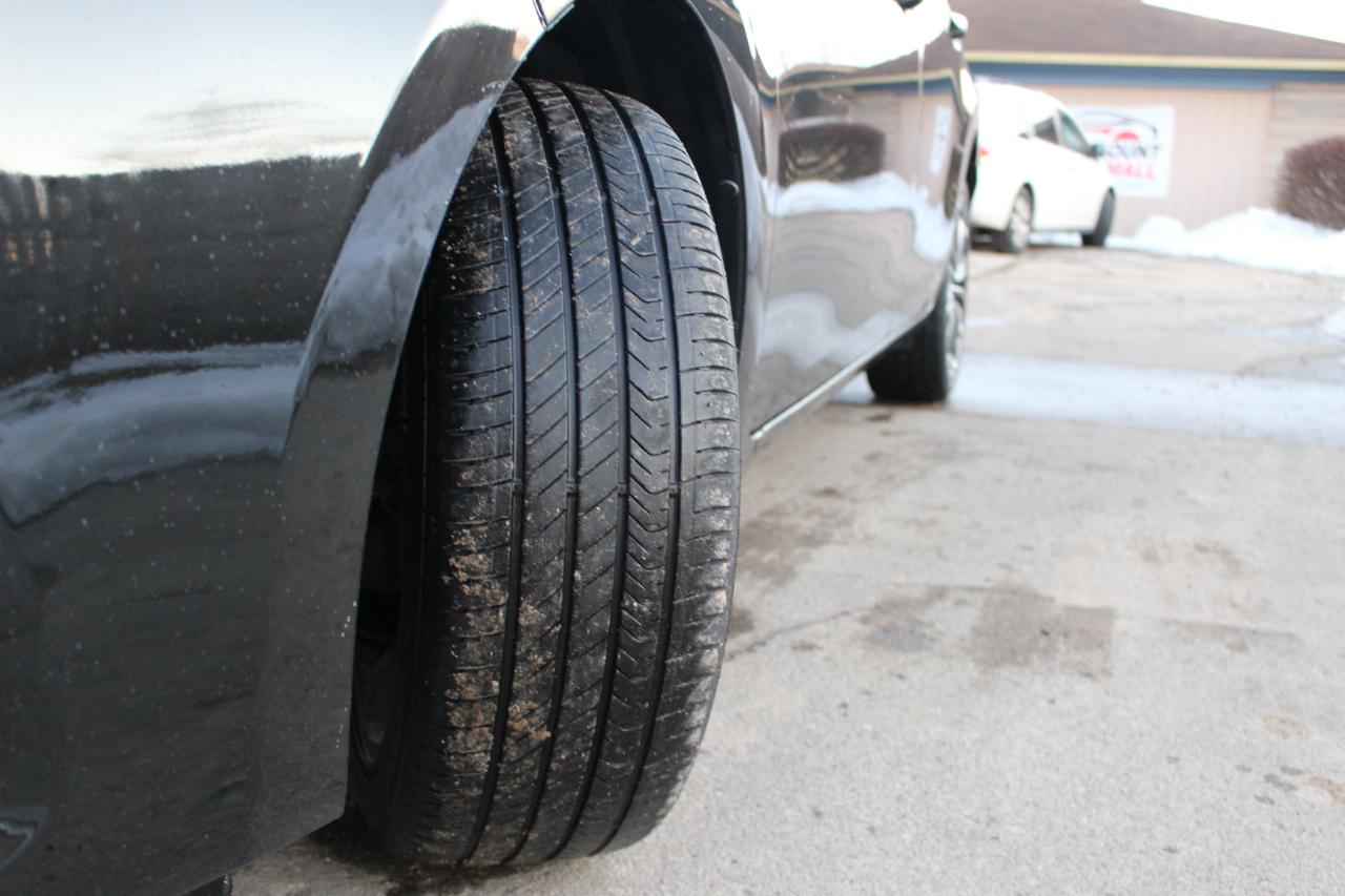 Toyota Corolla S Plus 4D Sedan 2015