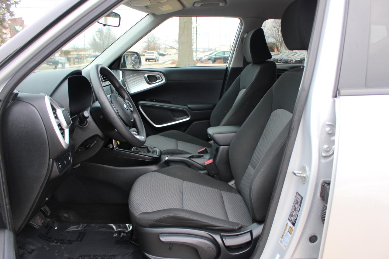 Kia Soul LX CVT 2021