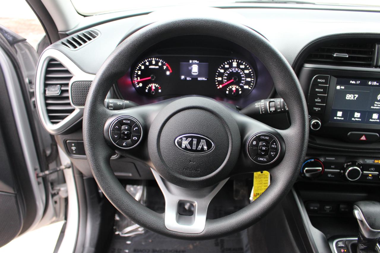 Kia Soul LX CVT 2021