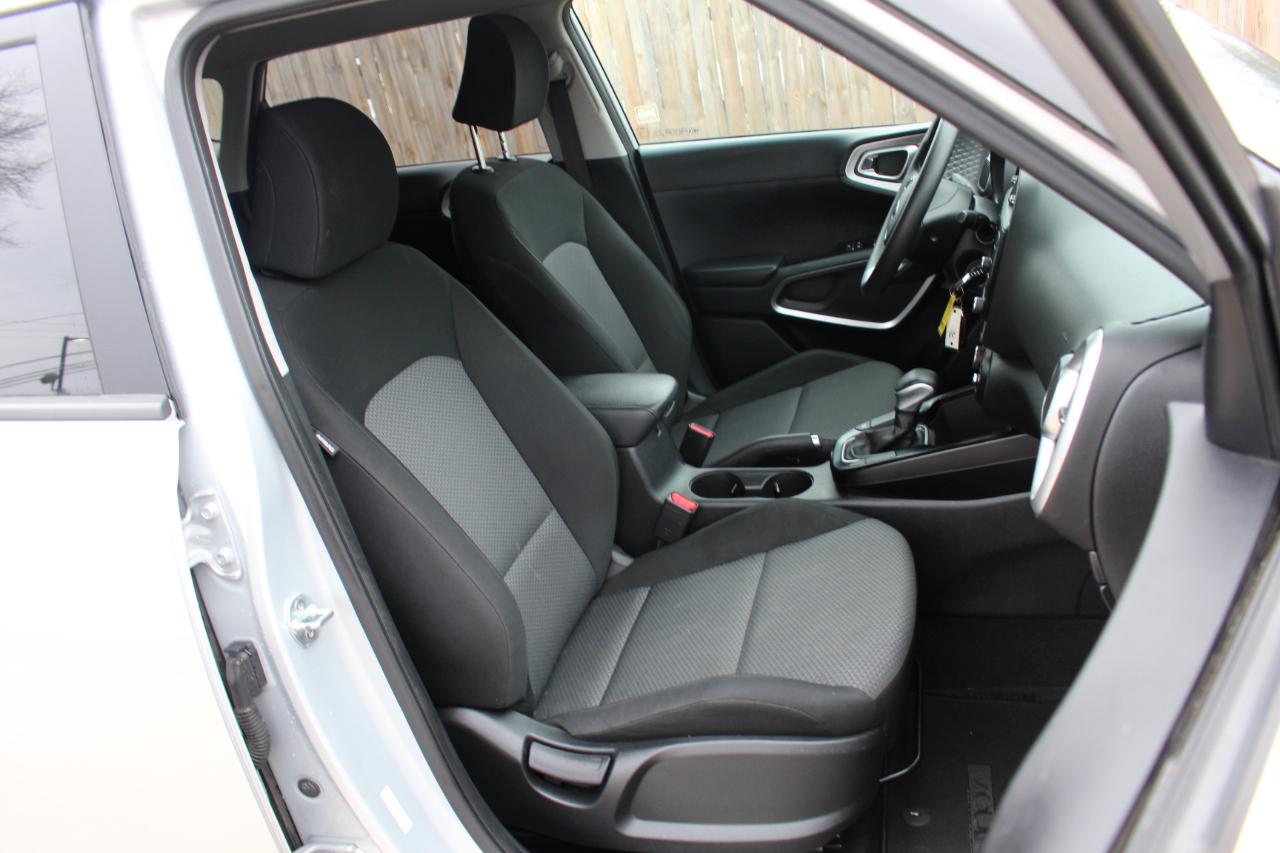 Kia Soul LX CVT 2021