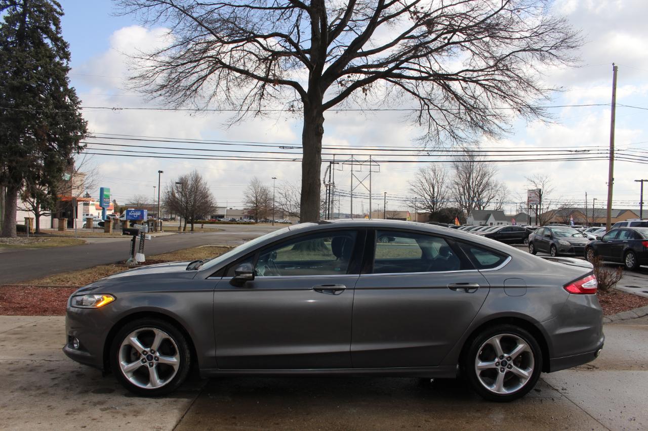 Ford Fusion SE 2014