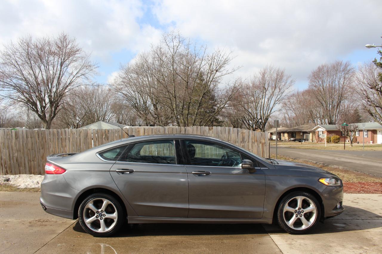 Ford Fusion SE 2014