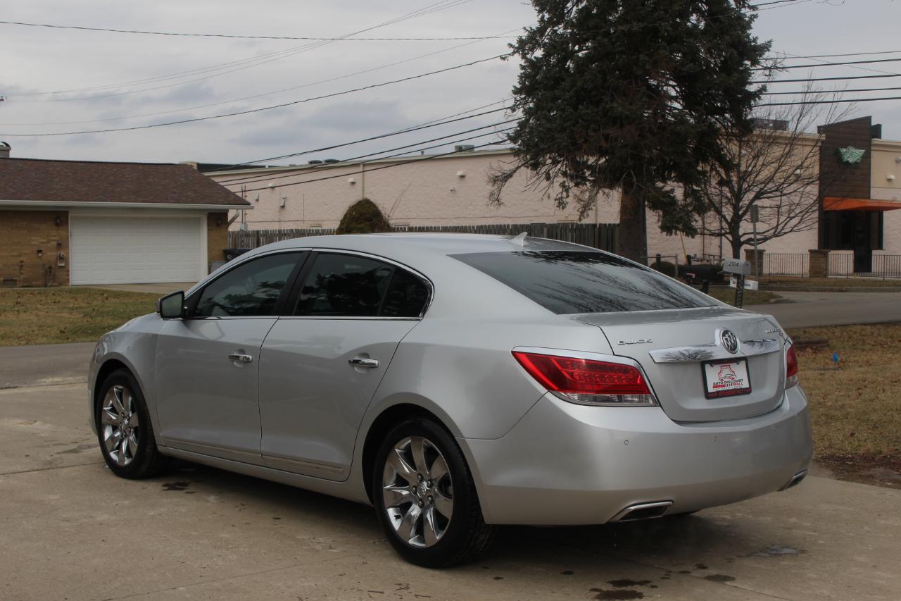 Buick LaCrosse CXS 2011